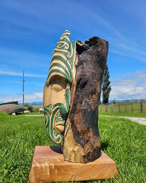 Taonga award dedicated to the memory of Uncle John Ruru. Carved by Whareahuru Gilbert.